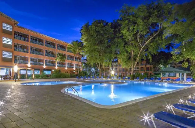 Hotel Whala Boca Chica pool